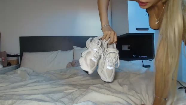 itschanelxx 23-02-2026 toy Female