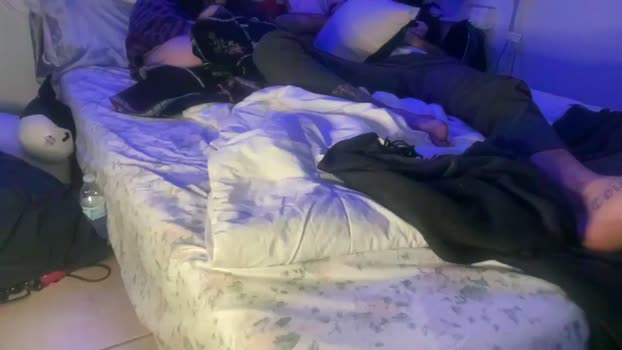 charlesb13 06-03-2026 sexybody Couple