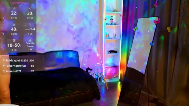 eva_sterling_ 06-03-2026 kissing Couple