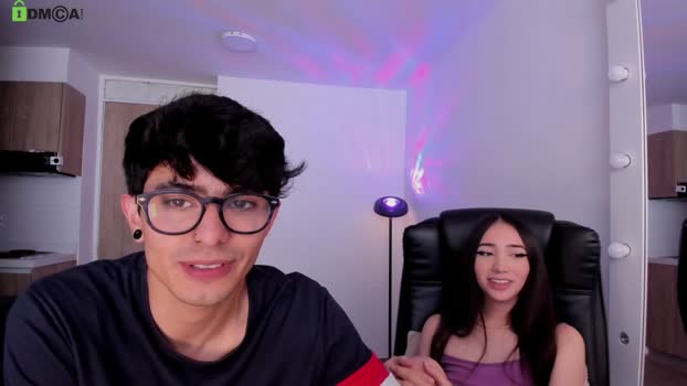 mikeyvioleta 06-03-2026 lick Couple