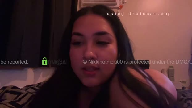 nikkinotnicki00 09-03-2026 boobs Couple