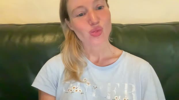 lili_blue1 10-03-2026 fingering Female