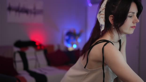 _blackbee_ 11-03-2026 Show Female