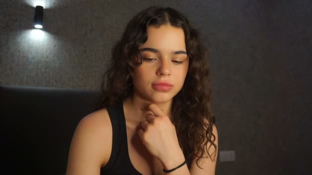 milyyclaars 17-03-2026 kinky Female