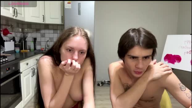 flowerscouple 18-03-2026 fuckhard Couple