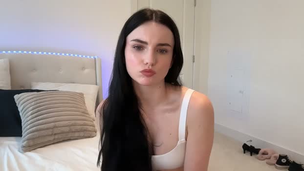 willoww888 18-03-2026 analsex Female