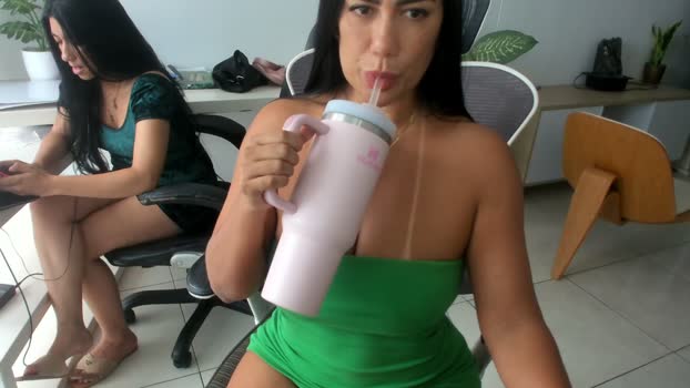 emillybrowm 20-03-2026 suck Couple