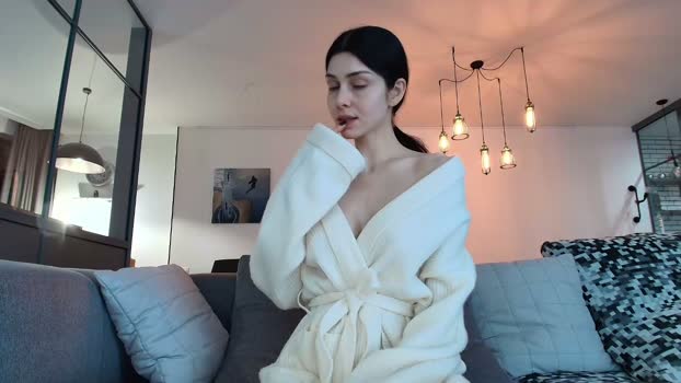 milla_bella 20-03-2026 yummy Female