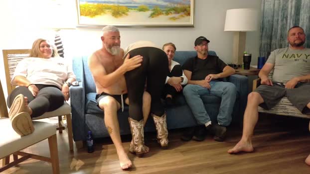 curiouscouple3143 22-03-2026 Cam Couple