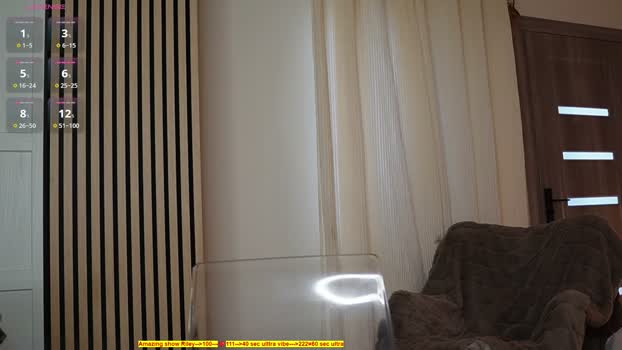 riley_reddd 25-03-2026 naked Female