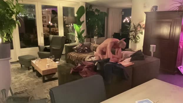 eronas74 27-03-2026 bigcock Couple