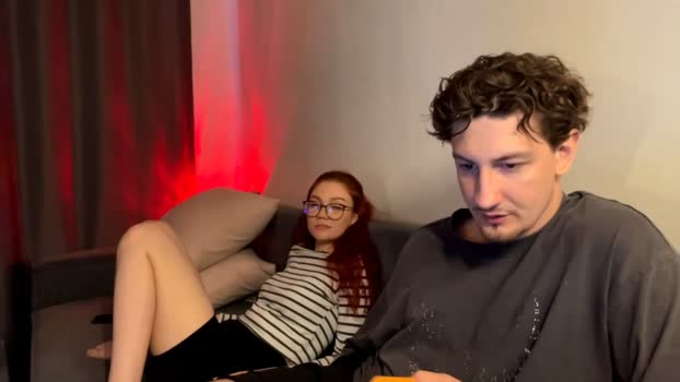 silvia998 30-03-2026 wank Couple
