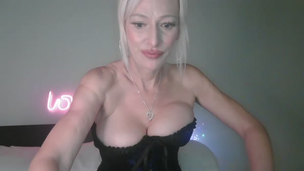 blondebaddiesummer 01-04-2026 play Female