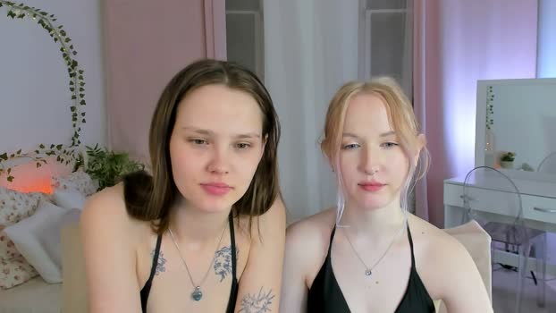 lisaluve 02-04-2026 Webcam Couple