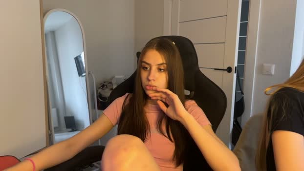 vx_arina 03-04-2026 pussy Couple