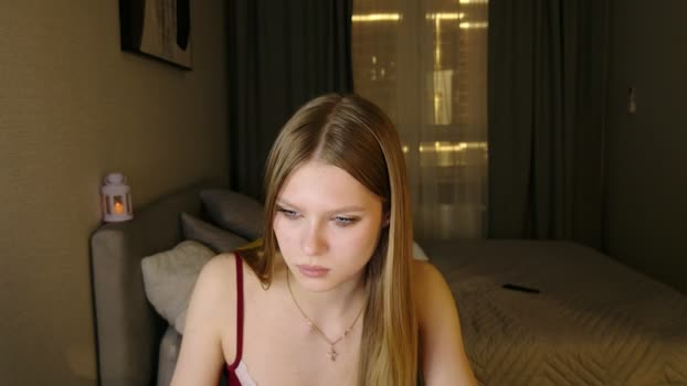 alexialunaris 08-04-2026 strip Couple