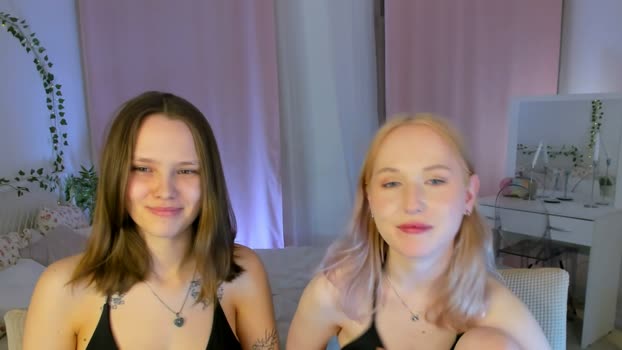 lisaluve 08-04-2026 ass Couple