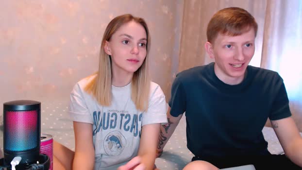julsweet 10-04-2026 strip Couple