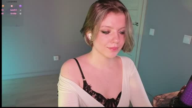 polly_rouge 12-04-2026 bj-dildo Female