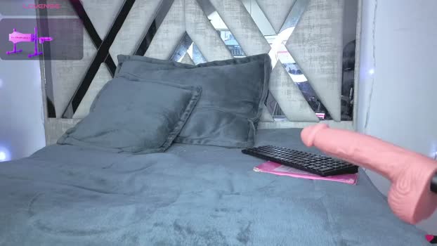 alfresii_rivera 14-04-2026 Show Female