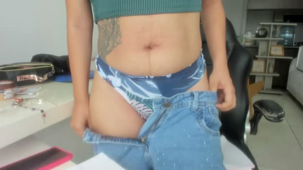 emillybrowm 13-04-2026 wank Couple