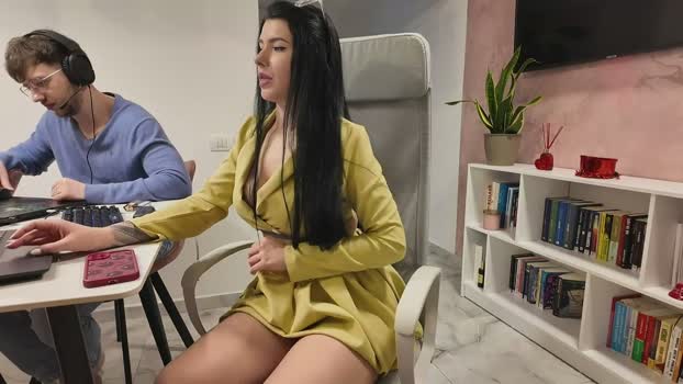 rrr1995 13-04-2026 suckcock Couple