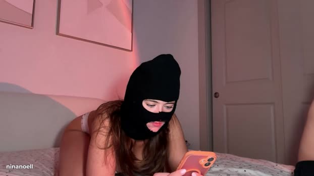 ninanoell 15-04-2026 sexyfeet Couple