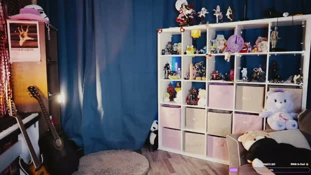 madnessalise 18-04-2026 Live Webcam analtoy Topless