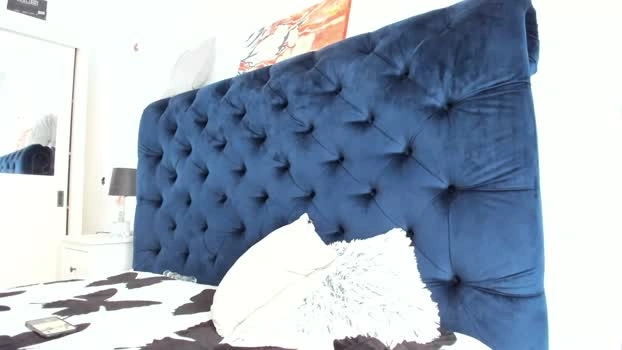 milkykandy 21-04-2026 Live Webcam sexykitty Webcam