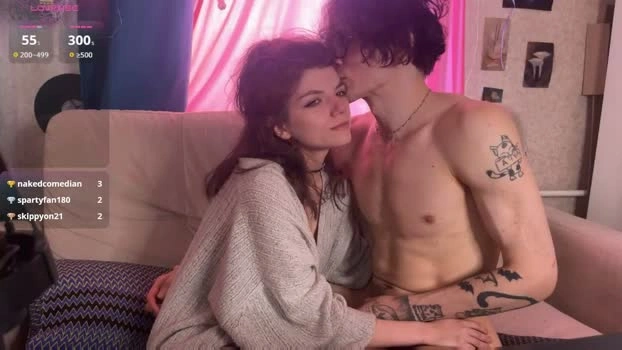 pocket_lovers 22-04-2026 Live Webcam gag jerkoff