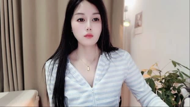 yuner0715 22-04-2026 Live Webcam Topless fuckhard