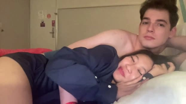 hiddenr0se 23-04-2026 Live Webcam analtoy fuckher