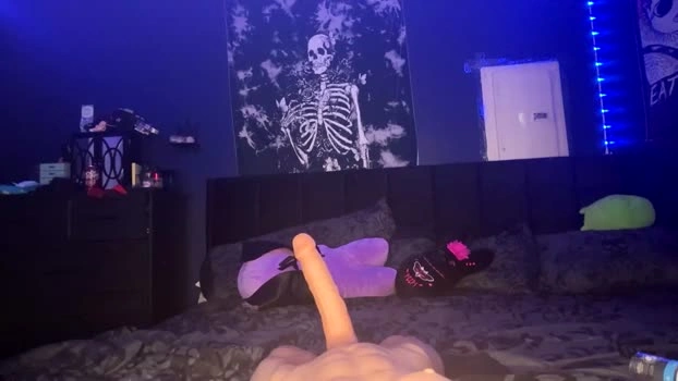 ravyn_nyx 22-04-2026 Live Webcam squirt kinky