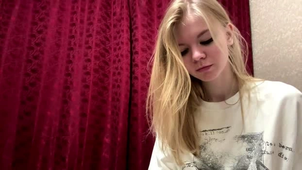 dewdropdoll 23-04-2026 Live Webcam big blowjob