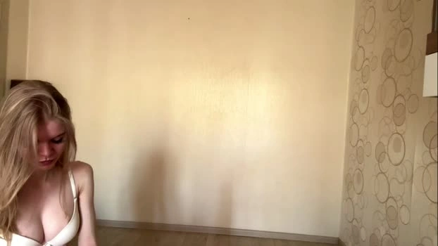 dewdropdoll 28-04-2026 Live Webcam hard hot