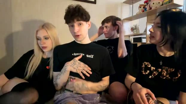 drinklinov 28-04-2026 Live Webcam kiss ass