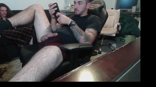 hungmtnman2256 28-04-2026 Live Webcam horny bigtoys