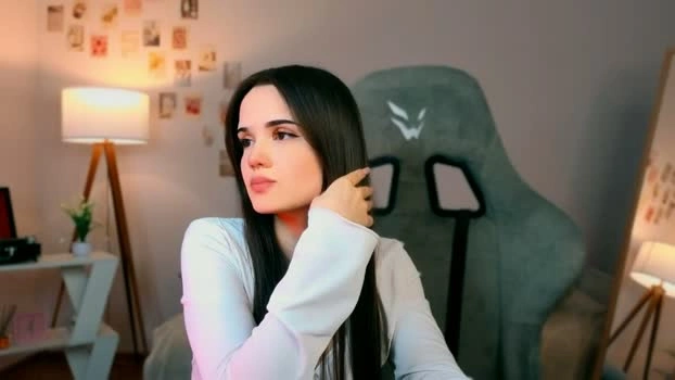 serenenova 28-04-2026 Live Webcam fingers sucktits