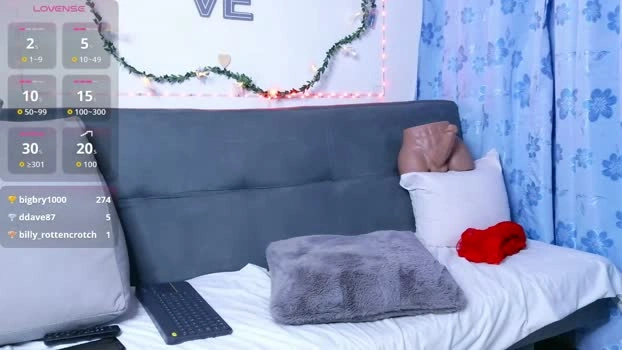 juliette_r 29-04-2026 Live Webcam kissing playtime
