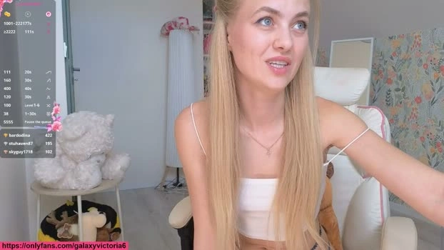 brilliantvictoria 30-04-2026 Live Webcam Webcam kiss