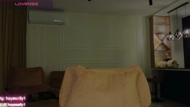 ella_hayes 30-04-2026 Live Webcam playtime spanking