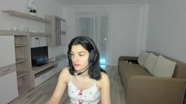 maya_and_guests 29-04-2026 Live Webcam beauty playtime