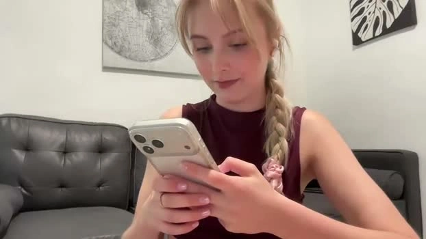 ellykeyofficial 02-05-2026 Live Webcam naked wank