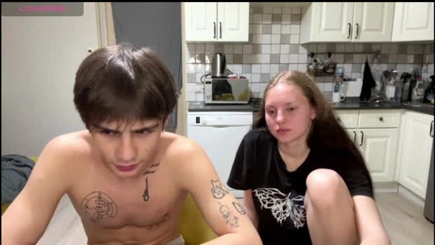 flowerscouple 02-05-2026 Live Webcam prettyface legs