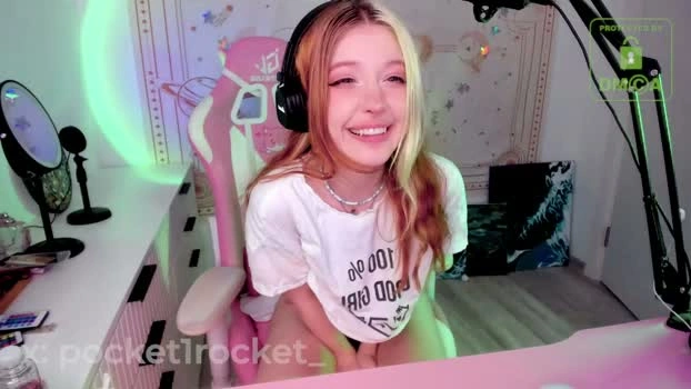 pocketrocket_ 02-05-2026 Live Webcam Video natural