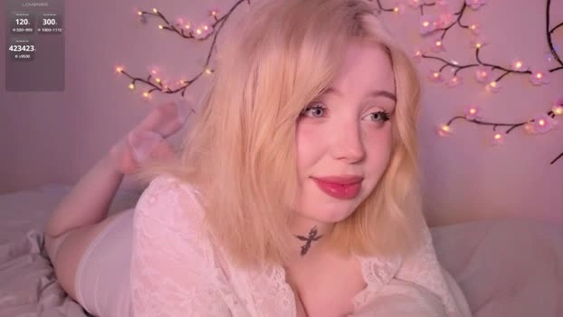 riley_vice 03-05-2026 Live Webcam kissing fuckme
