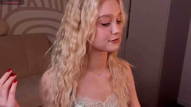 alicemelison 04-05-2026 Live Webcam fuckher love