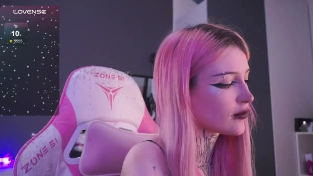 fraulein_mooon 04-05-2026 Live Webcam Porn wank