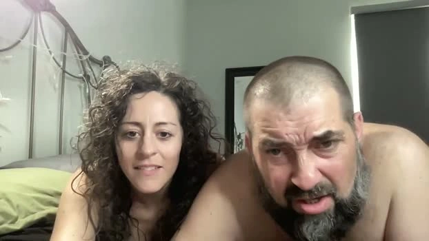 420kc_couple 06-05-2026 Live Webcam strip analtoy