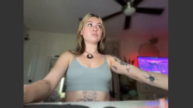 peachesncreampiezz 05-05-2026 Live Webcam love Pretty